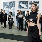 15 марта 2016 года прошло открытие выставки «ЧЕРНОЕ + БЕЛОЕ = ЦВЕТ» в Москве